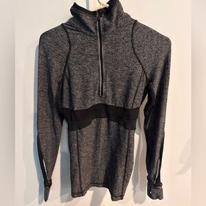 Lululemon Women's Cold Hands Warm Heart Blk/Wht 1/2 Zip Pullover Sz 4 Long #705